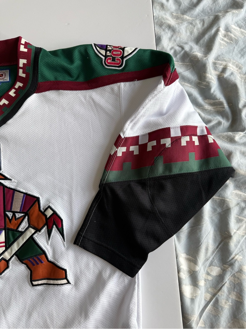 Vintage Phoenix Coyotes Starter Jersey Size M Perfect Condition - Picture 3 of 13